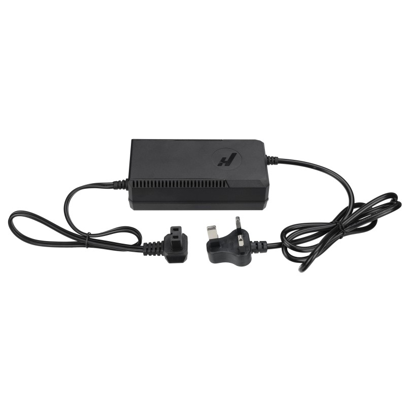 B liitinen kaksireikäinen verkkovirta tasavirtasovitin 1 7 m auton lämmittimelle