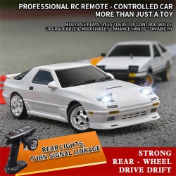 LDRC 1802 RTR 1/18 2.4G takaveto kauko-ohjattava driftaava auto gyroskoopilla täysproportionaalisella ohjauksella