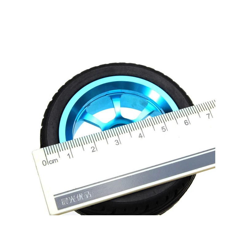 Neljä alumiinivannetta renkaineen radiolla ohjattaviin autoihin mittakaava 1/18 WLtoys A959-B A979-B A959 A969 A979 K929