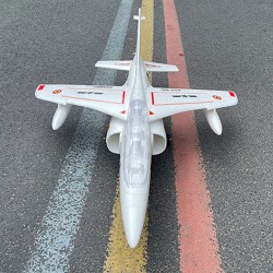 KPQRC EPO-muovinen lentokoneen runkosarja 740 mm siipivälillä 64 mm kanavatuulettimella