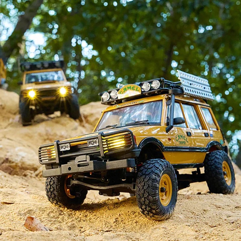 FMS FCX24M Land Rover Camel Trophy -erikoisversio radiollaohjattava 1/24 neliveto kiipeilyauto LED-valoilla