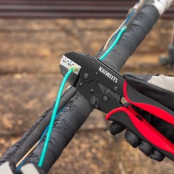 KAIWEETS KDC02 puristustyökalu AWG 22-10 kutistesukkaliittimille ja eristetyille sähköliittimille säädettävä räikkä