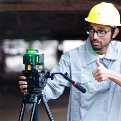 KAIWEETS KT360A lasertaso kolmella kolmesataakuusikymmenen asteen vihreillä viivoilla ladattavalla akulla IP54 ulkokäyttöön