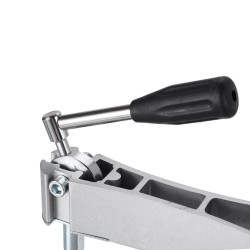 T-puristin pöytäsirkkeliin manuaalinen puutyökiinnike liukupöydälle mukautuva kumilevy