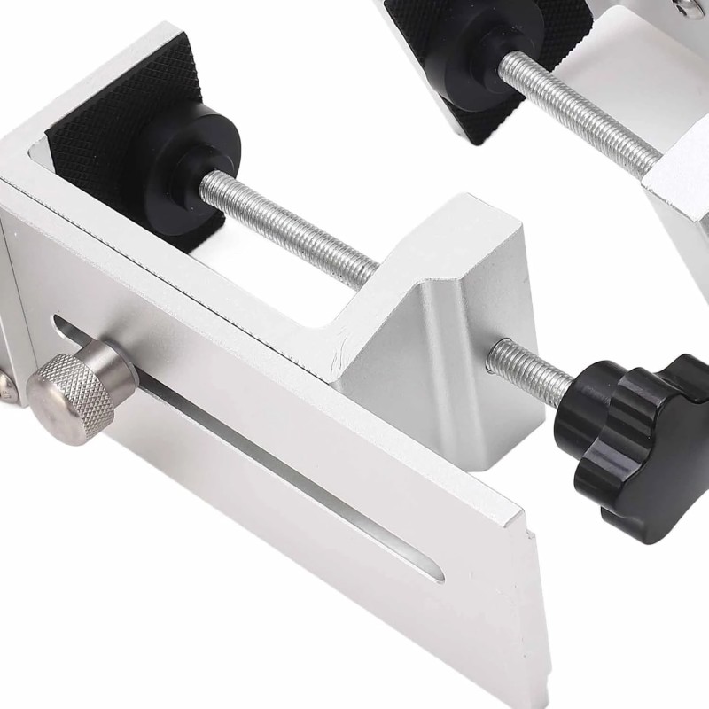 Säädettävät kiskopuristimet liukuvalla tappirakenteella sopivat eri pöytäkorkeuksiin ja kiskoihin