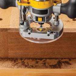 Kolmeosainen monikokoinen pyöreäkärkinen jyrsinteräsarja puulle kovametallilla ja laakerilla