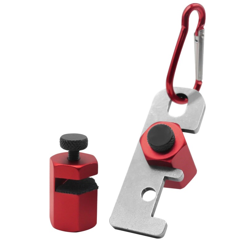 Kaksi neliömuotoista apukiinnikettä tarkkoihin porrasmittauksiin ja täydelliseen kehystykseen