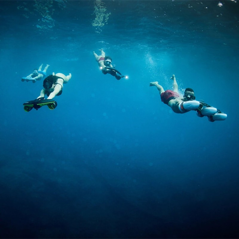 Tehokas sukellusskootteri sublue Navbow+ 3-vaiheinen 40 metrin sukellussyvyys 60 minuutin akunkesto OLED-näyttö