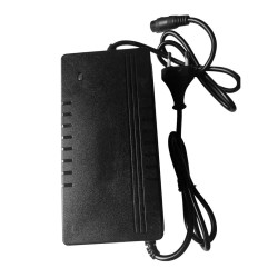 DUOTTS EU-laturi 60V 2A musta sopii D10 ja D88 sähköpotkulaitteille