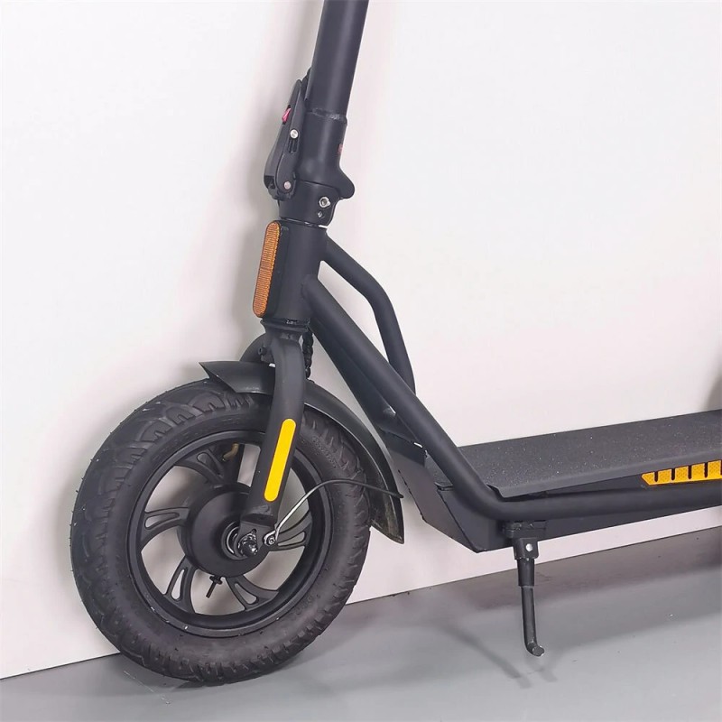 Emoko A19 sähköpotkulauta 36V 15Ah akku 500W moottori 12-tuuman renkaat 45-55km toimintasäde 120kg kantavuus taitettava