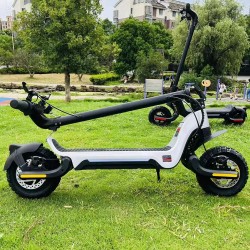 AOVO X5 sähköpotkulauta 800W moottori 48V 15Ah akku 10 tuuman renkaat 50–60 km toimintasäde taitettava