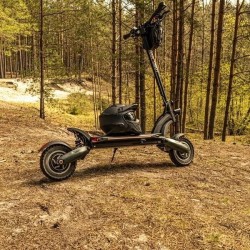 NANROBOT D6+ 2.0 sähköpotkulauta 52V 26Ah kaksimoottorinen 10-tuumainen taitettava 60km toimintasäde 150kg kantavuus