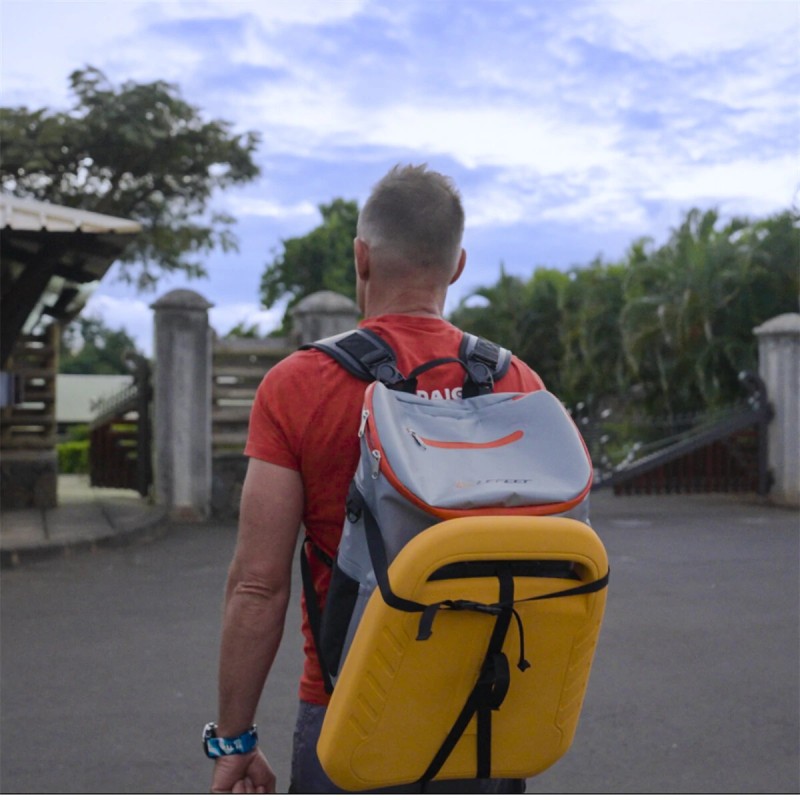 LEFEET C1 kolmenkymmenen litran sukellusvarustereppu vedenpitävällä säiliöllä helposti tyhjennettävä