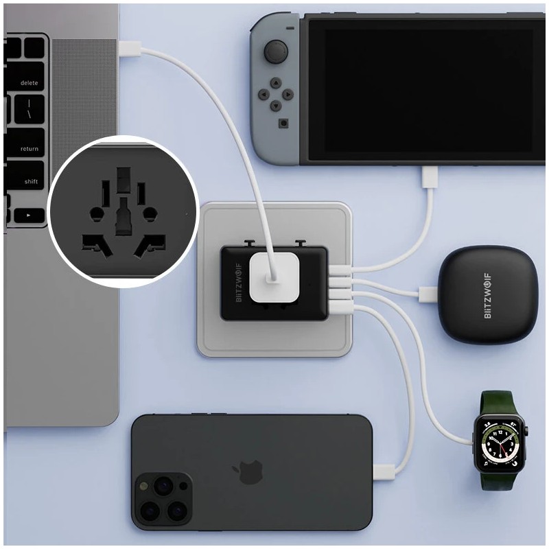 BlitzWolf BW-TA1 universaali matkasovitin neljällä USB-portilla PD20W yhteensopiva