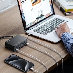 Blitzwolf BW-i9 110W 5-porttinen USB-C ja USB-A pöytälaturi digitaalinen näyttö