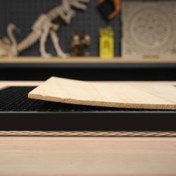 Atomstack hunajakennopaneeli 325x325 mm täysmetallinen leikkuusalusta kiinnittimillä nopealla lämmönpoistolla