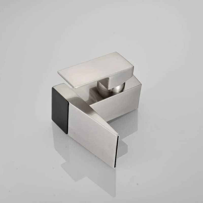 Älykäs led digitaalinen lämpötilanäyttö pesuallashana kuuma ja kylmä vesiputoussekoitin