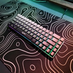 HXSJ 68-näppäiminen langallinen pelinäppäimistö liukuvärjätty pinkki-musta monivärisellä taustavalolla