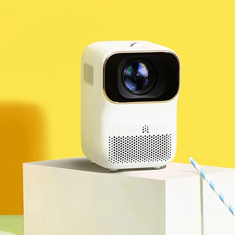 Formovie Xming Q1SE LED-projektori 250 ANSI-lumenia 1080p kotiteatteri langaton