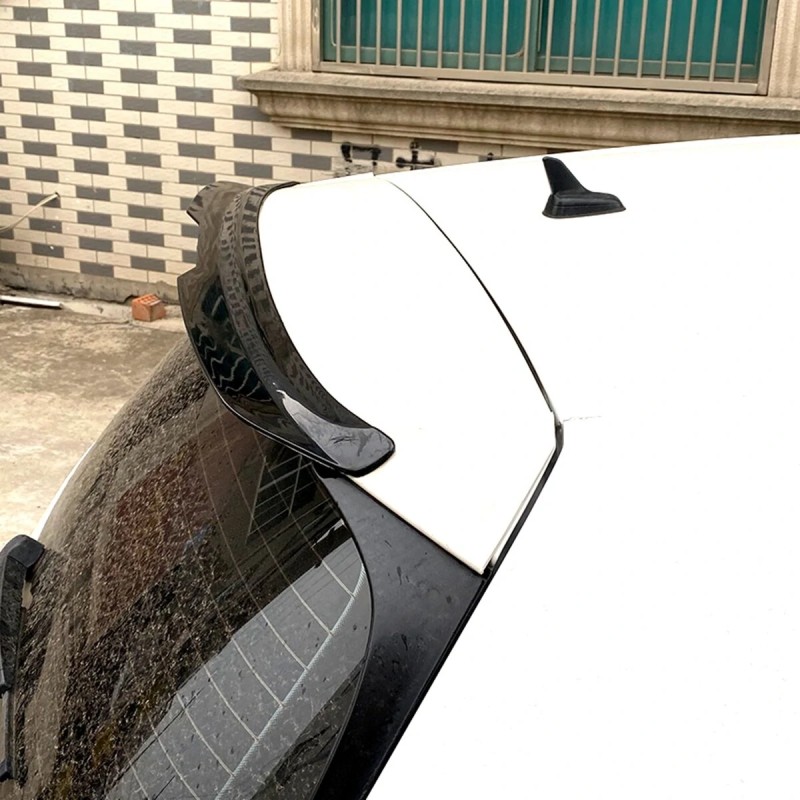 Kiiltävä musta kattospoileri takana VW Golf 7 MK7.5 GTI R GTD 2014-2019