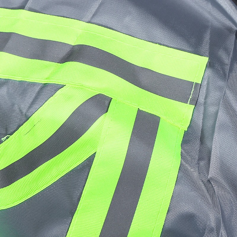 Asuntoauton pyöräsuoja heijastimella kahdelle tai kolmelle pyörälle vedenpitävä