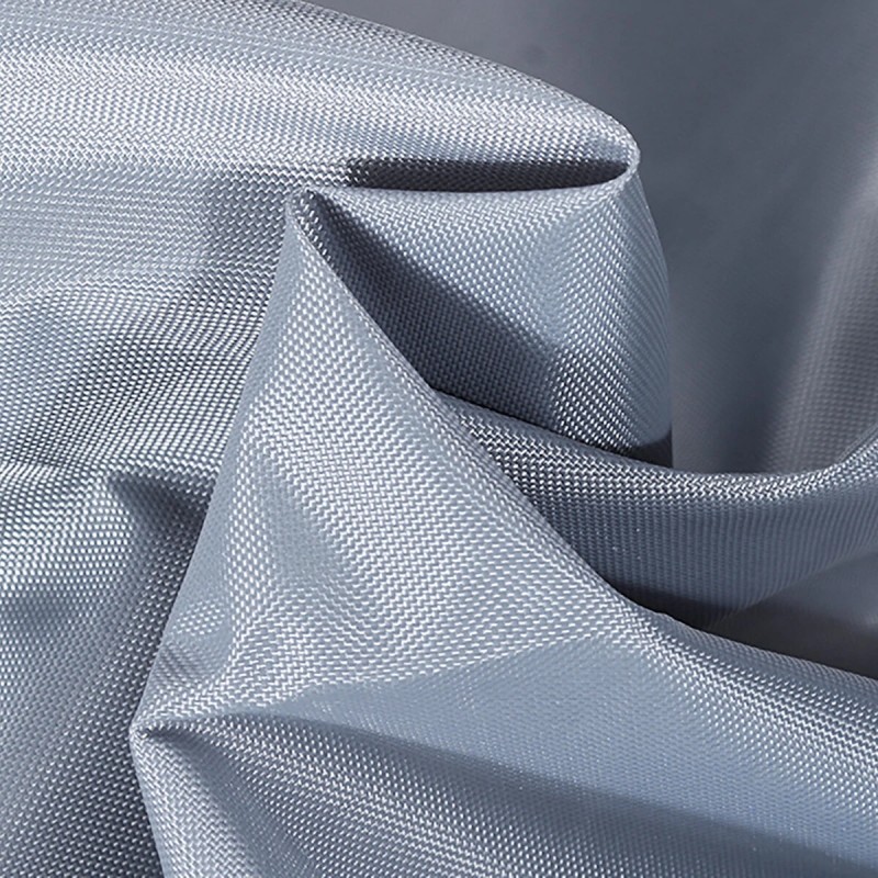 Asuntoauton pyöräsuoja heijastimella kahdelle tai kolmelle pyörälle vedenpitävä