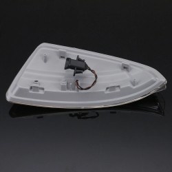 Oikeanpuoleinen sivupeilin valkoinen vilkkuvalo Mercedes-Benz ML W164 W204 C-sarja