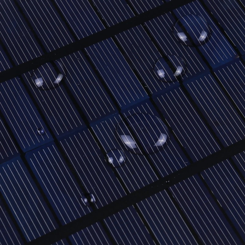 Aurinkopaneeli 10W klipseillä polykiteinen pii vedenpitävä ja pölynkestävä kannettava retkeilyyn